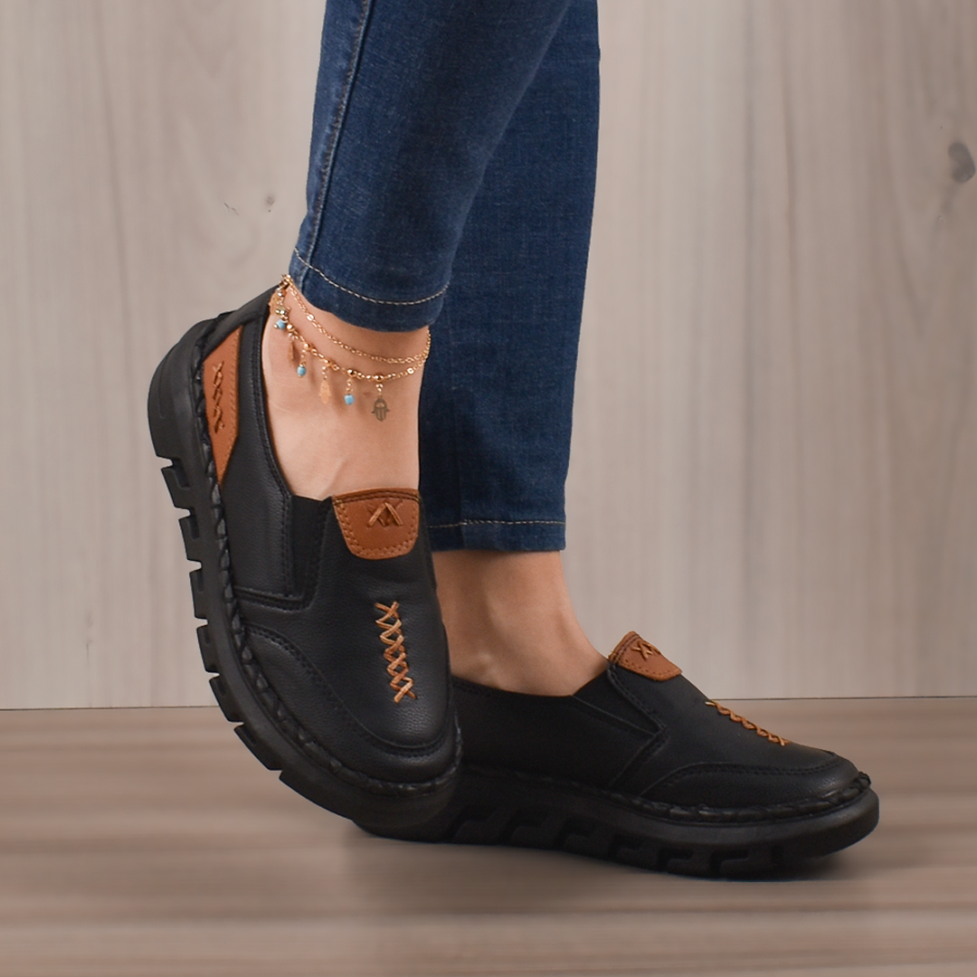 gid://shopify/MediaImage/24532733493342